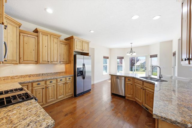 2389 S PRAIRIE VIEW DR, Eagle Mountain, UT 84005