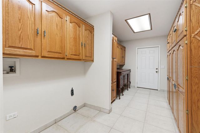 585 SELLARS DRIVE, Lake Alfred, FL 33850