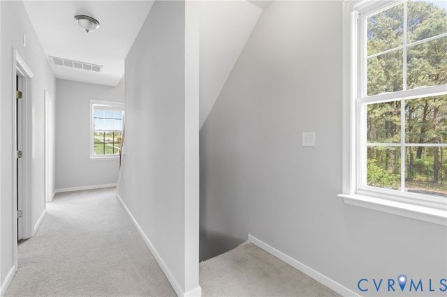 10245 Kestrel Dr, Ashland, VA 23005