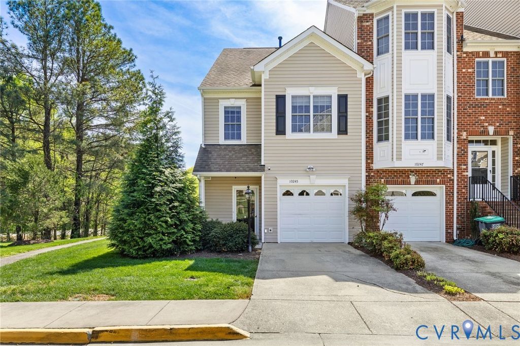 10245 Kestrel Dr, Ashland, VA 23005