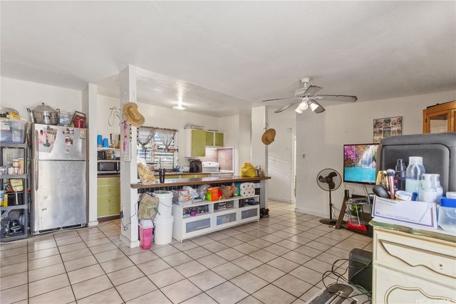 85-945 Mill Street, Waianae, HI 96792