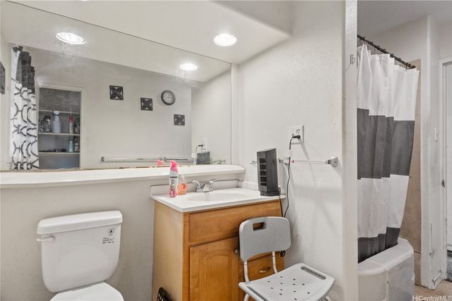 85-945 Mill Street, Waianae, HI 96792