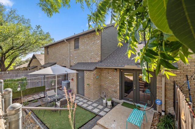 1015 E Yager LN 115, Austin, TX 78753