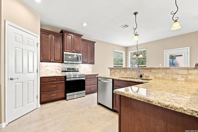 4719 EMDEN HOLW, San Antonio, TX 78247
