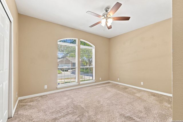 4719 EMDEN HOLW, San Antonio, TX 78247