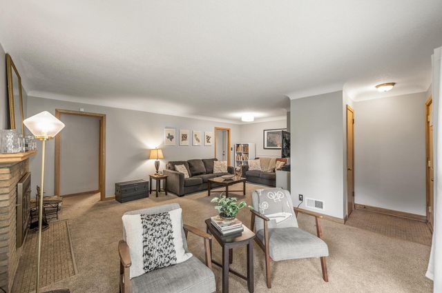 3912 Jersey Avenue N, Crystal, MN 55427