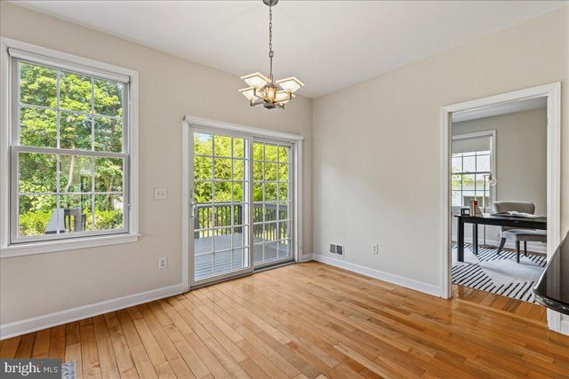 35 LEAVITT LN, Princeton, NJ 08540