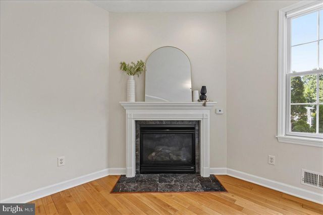 35 LEAVITT LN, Princeton, NJ 08540