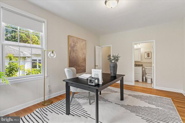 35 LEAVITT LN, Princeton, NJ 08540