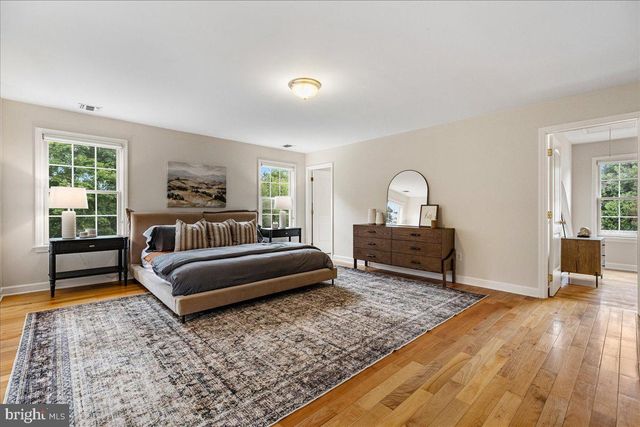 35 LEAVITT LN, Princeton, NJ 08540