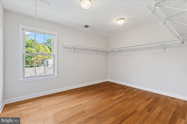 35 LEAVITT LN, Princeton, NJ 08540