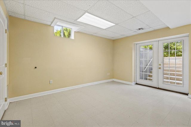 35 LEAVITT LN, Princeton, NJ 08540