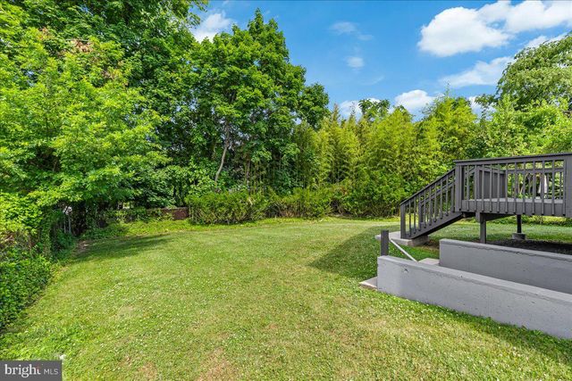 35 LEAVITT LN, Princeton, NJ 08540
