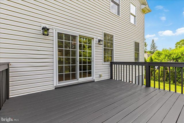 35 LEAVITT LN, Princeton, NJ 08540