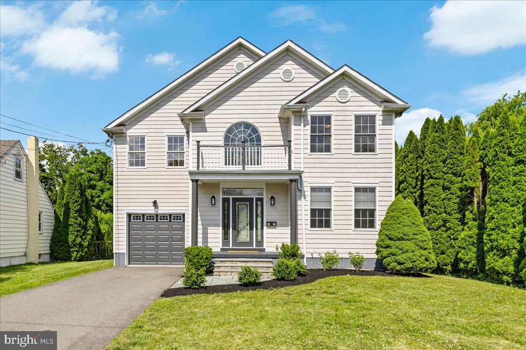 35 LEAVITT LN, Princeton, NJ 08540