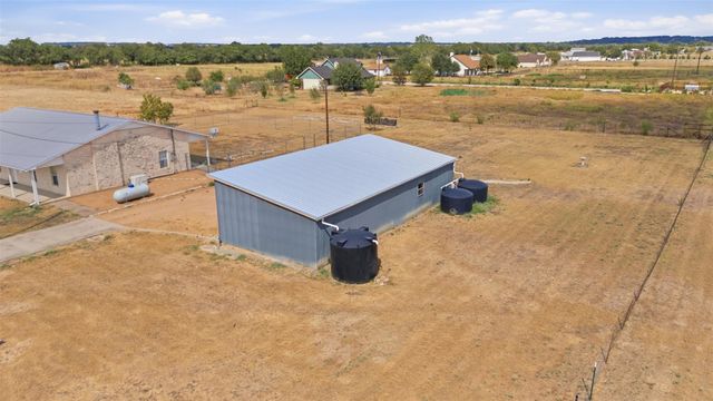 725 County Road 124, Georgetown, TX 78626