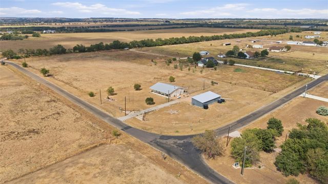 725 County Road 124, Georgetown, TX 78626