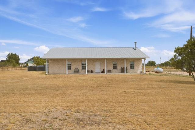725 County Road 124, Georgetown, TX 78626