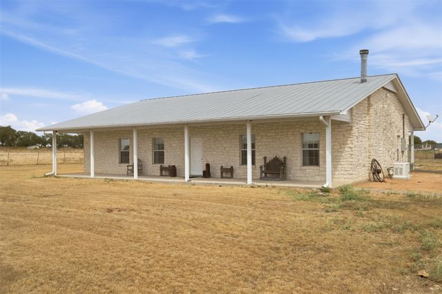 725 County Road 124, Georgetown, TX 78626