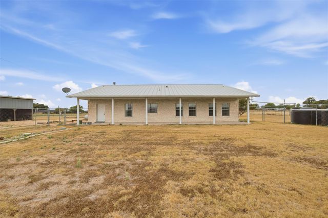 725 County Road 124, Georgetown, TX 78626