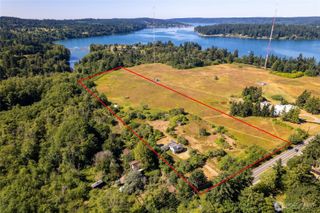 22841 Dockton Road SW, Vashon, WA 98070