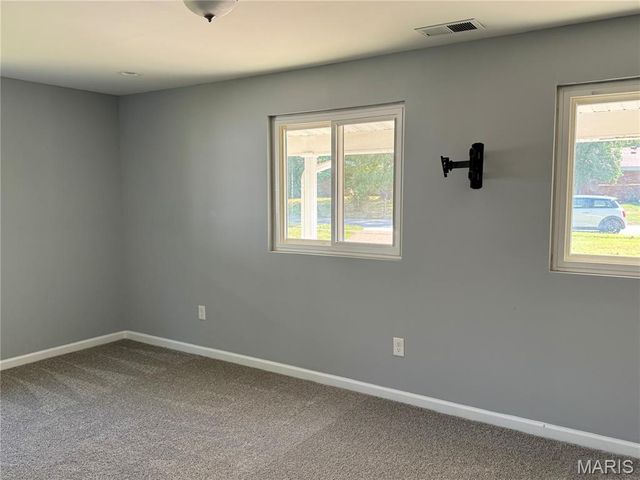 1529 Tryon Drive, Creve Coeur, MO 63146