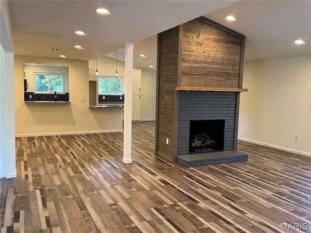 1529 Tryon Drive, Creve Coeur, MO 63146