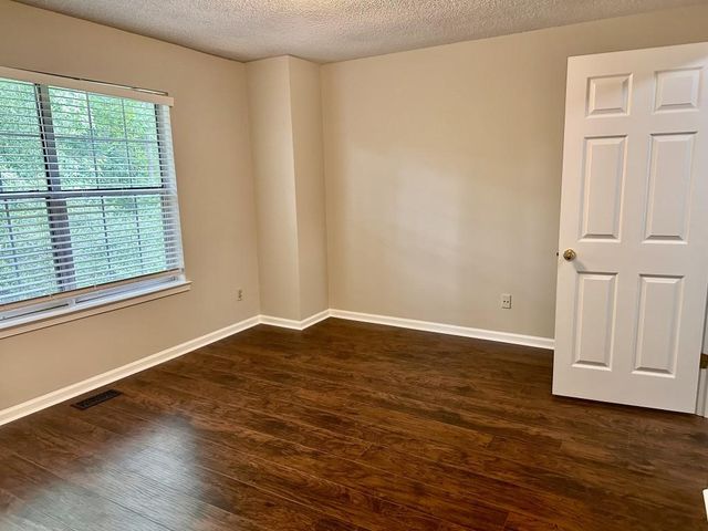 2290 Fairways Court, Kennesaw, GA 30144