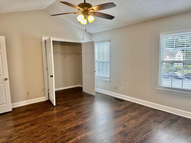 2290 Fairways Court, Kennesaw, GA 30144