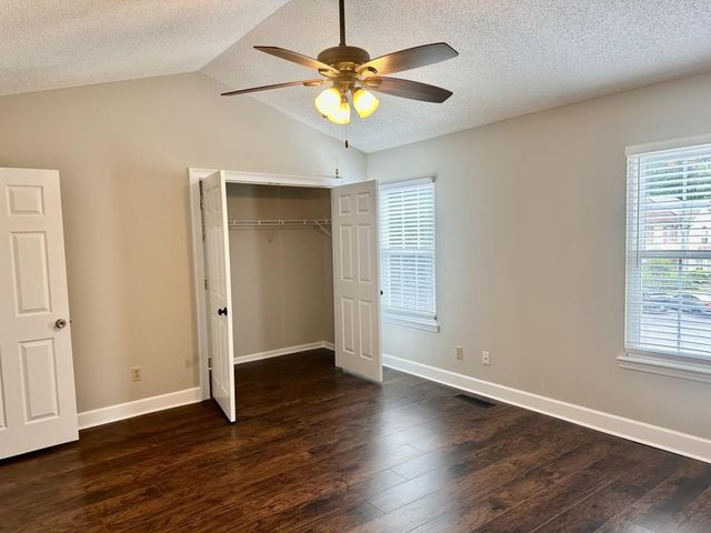 2290 Fairways Court, Kennesaw, GA 30144