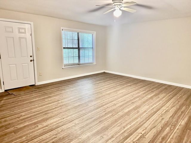 2290 Fairways Court, Kennesaw, GA 30144