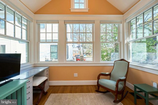 1243 N STUART ST N, Arlington, VA 22201