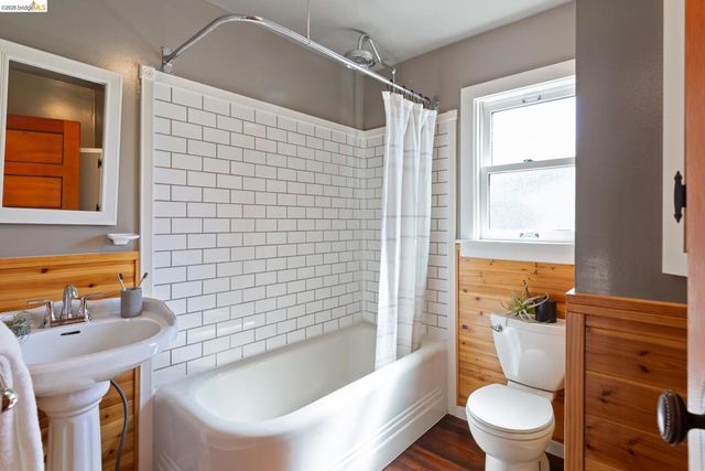 812 E 19Th St, Oakland, CA 94606