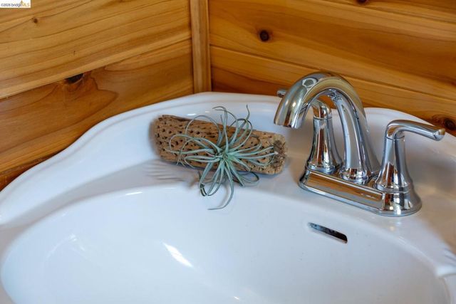 812 E 19Th St, Oakland, CA 94606