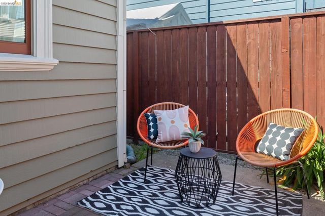 812 E 19Th St, Oakland, CA 94606