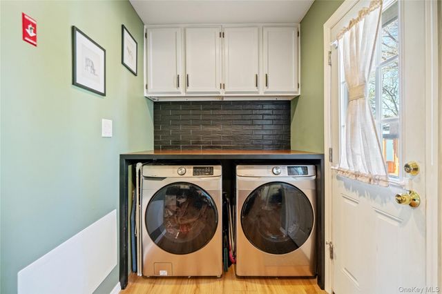 158 Glenmere Way, Holbrook, NY 11741