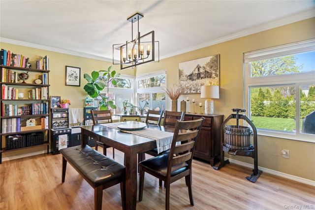 158 Glenmere Way, Holbrook, NY 11741