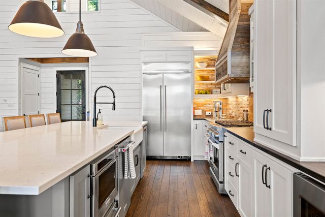 73 Panther Creek Circle, Mt Vernon, TX 75457