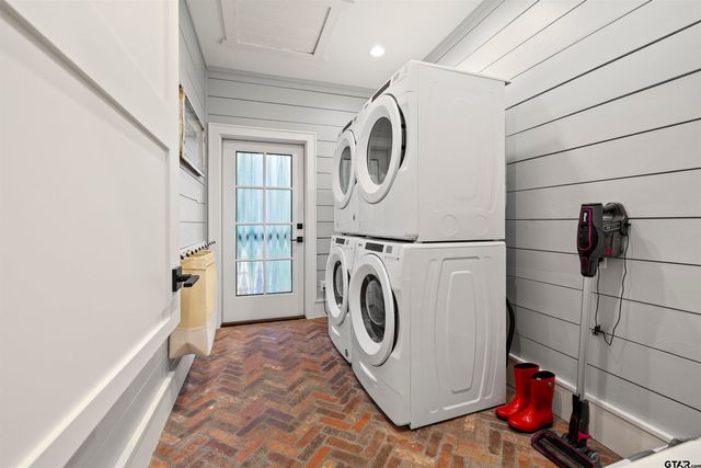 73 Panther Creek Circle, Mt Vernon, TX 75457