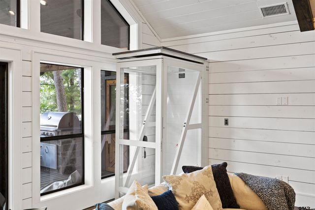 73 Panther Creek Circle, Mt Vernon, TX 75457