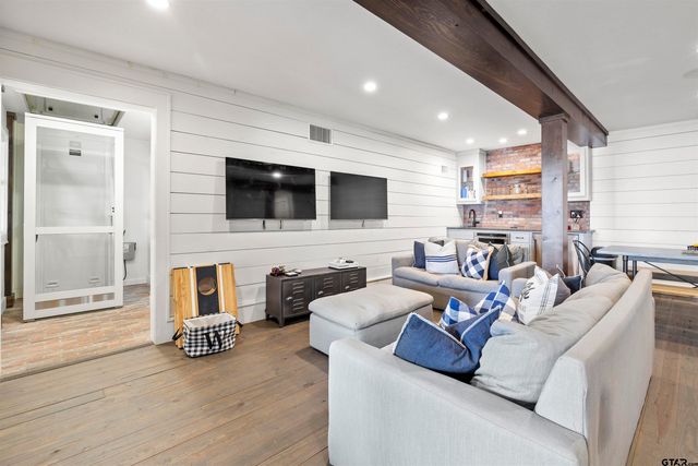 73 Panther Creek Circle, Mt Vernon, TX 75457