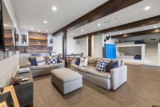 73 Panther Creek Circle, Mt Vernon, TX 75457