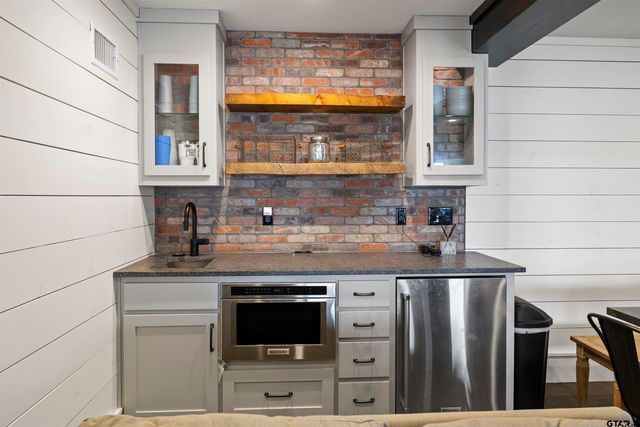 73 Panther Creek Circle, Mt Vernon, TX 75457