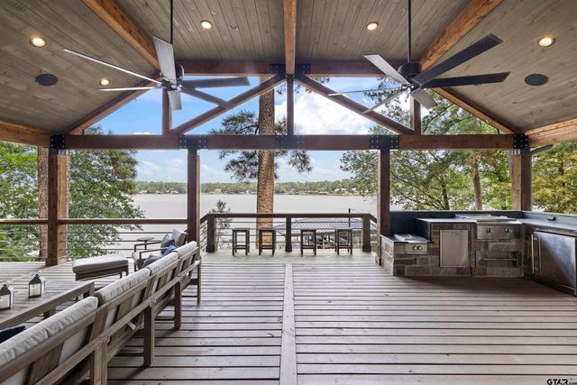 73 Panther Creek Circle, Mt Vernon, TX 75457