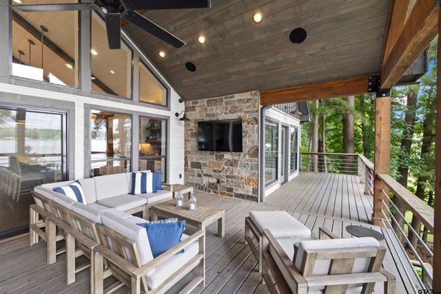 73 Panther Creek Circle, Mt Vernon, TX 75457