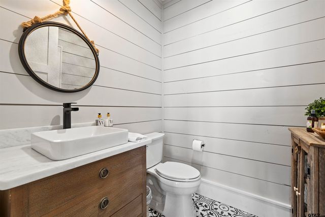 73 Panther Creek Circle, Mt Vernon, TX 75457