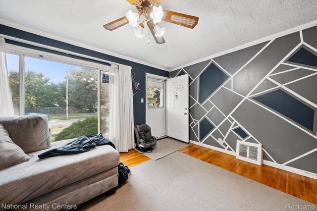 26901 Kean Street, Inkster, MI 48141