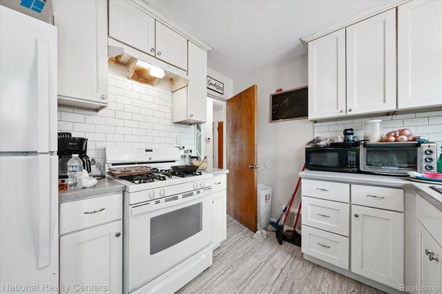 26901 Kean Street, Inkster, MI 48141