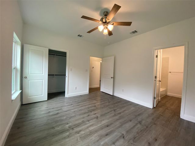 119 E 13th Avenue, Corsicana, TX 75110