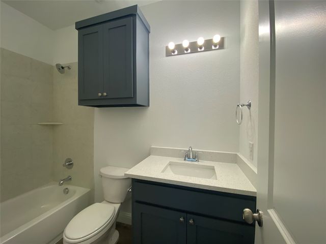 119 E 13th Avenue, Corsicana, TX 75110